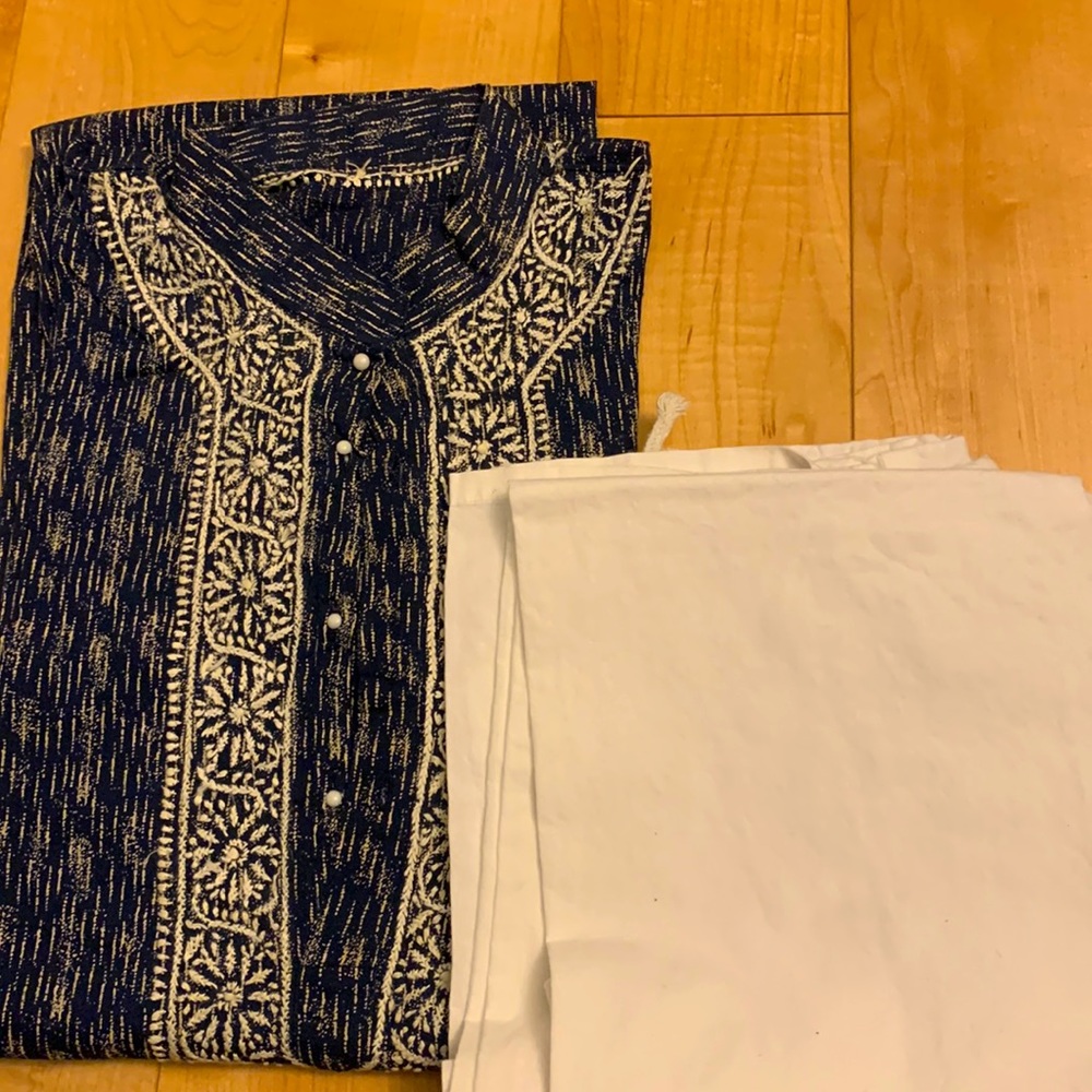 EUC Men’s traditional Indian wear, size 42 or Large.